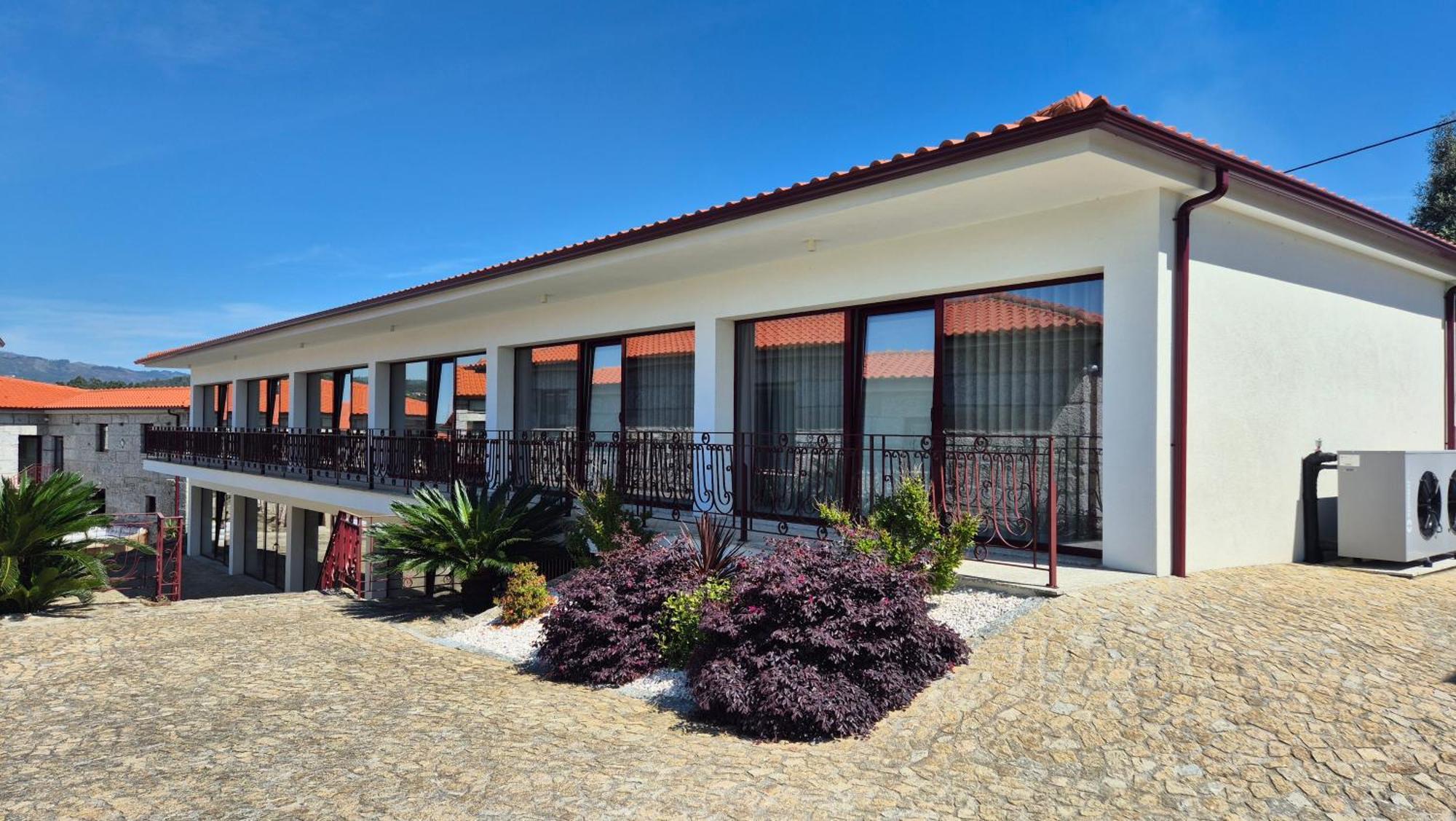 Quinta Carolina Hotel Povoa de Lanhoso Exterior photo